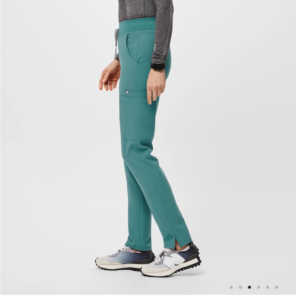 FIGS Yola high-waisted skinny scrub pant XS hydrogreen